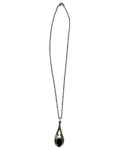 Vintage 16 Sterling Silver and Onyx Stone Necklace (4.1 grams total weight) - Shipping Available