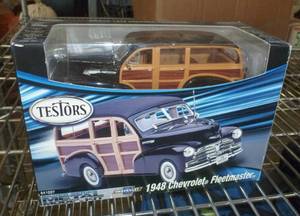 lot 43 image: Testors 1948 Chevy Fleetmaster Woody 124 scale