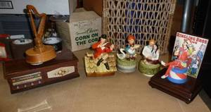 lot 55 image: 6 working music boxes