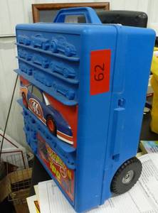 lot 62 image: Large group of Hot Wheels in portable suit case