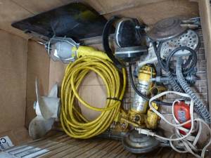 lot 91 image: misc tools - trouble light, water heaters, jack, boat prop, tripod, camping cookers