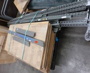 lot 92 image: Shelving - 8 uprights (7 ft tall) and 12 boardsshelves 24x48
