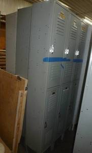 lot 98 image: TWO 3-section lockers