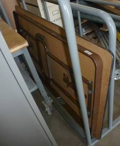 lot 134 image: 5 foot folding table