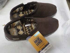 lot 36 image: MukLuks mens size12 Chocolate colo...