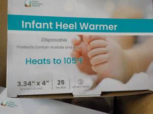 lot 74 image: 4 ct x 25 Infant Heel Warmers- mult...