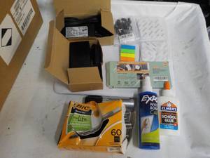 lot 90 image: Random Lot of Furniture Risers, Pow...