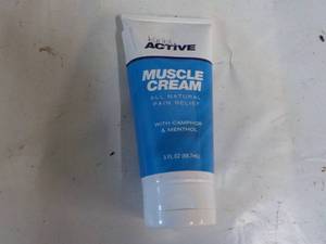 lot 147 image: 3 oz Kuribl Active Muscle Cream Pai...