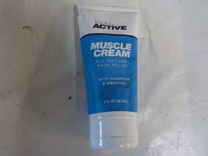 lot 148 image: 3 oz Kuribl Active Muscle Cream Pai...