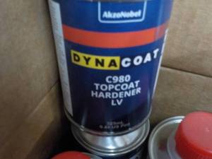 lot 179 image: 4 ct Dyna Coat C980 Top Coat Harden...