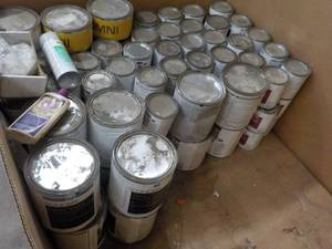 lot 194 image: Large Amount Automotive Products- s...