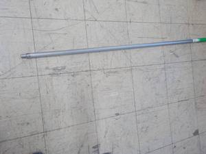 lot 201 image: Unger Aluminum Straight Handle 59 ...