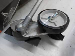 lot 209 image: Echo Curved Shaft Edger Attachment...