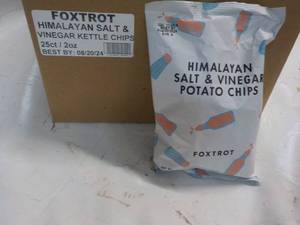 lot 222 image: 25 ct 2 oz bags Himalayan Salt and ...
