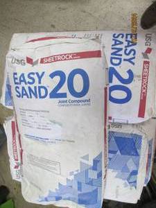 5 18 lb bags of easy sand 20 joint...