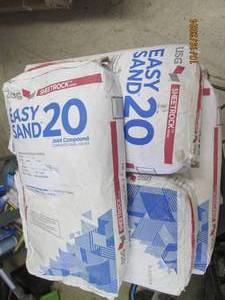 5 18 lb bags of easy sand 20 joint...