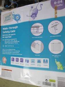 walk thru saftey gate missing screw...