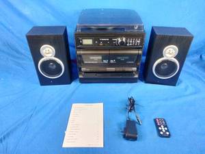 lot 102 image: Trexonic Home Stereo System with Turntable, CD Player, Dual Cassette Decks and Wired Shelf Speakers