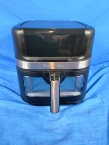 lot 120 image: West Bend 7-Qt. Air Fryer in Black