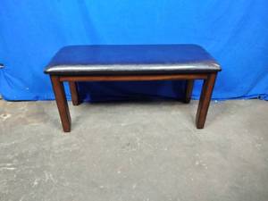 lot 145 image: New Poundex Harding Padded Bench Seat 38x 15x 20, Dark Brown