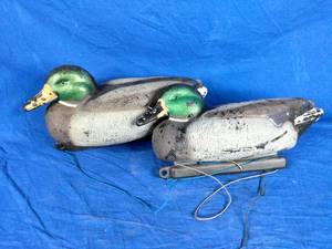 lot 166 image: 2 Mallard Duck Decoys