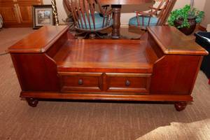 lot 7 image: Wooden Coffee Table