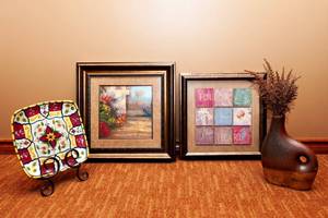 lot 21 image: Home Decor