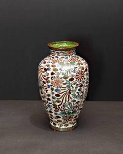 lot 41 image: Handpainted Vase