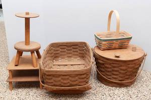 lot 186 image: Longaberger Baskets