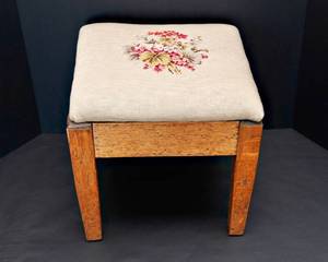 lot 52 image: Woven Tapestry Stool