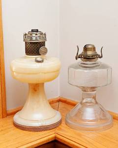 lot 83 image: Two Vintage Glass Oil Lanterns #2