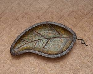 lot 109 image: Metal Leaf Wall Art