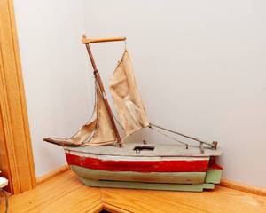 lot 121 image: Vintage Sail Boat