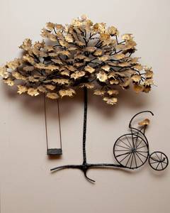 lot 92 image: Vintage Metal Tree Wall Sculpture