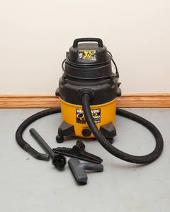 lot 130 image: Shop Vac QSP Pro 8 Gallons