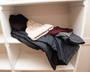 lot 161 image: Winter Items