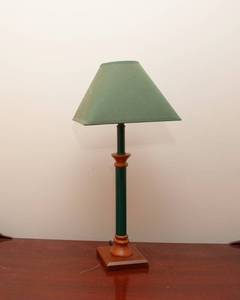 lot 163 image: Table Lamp