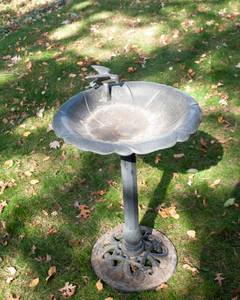 lot 213 image: Cast Iron Bird Bath #2