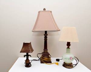 lot 136 image: Set of Three Lamps