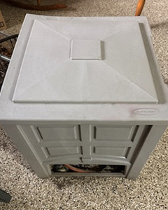 lot 211 image: Hose Reel Box with Hose #1