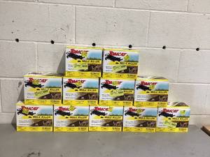 lot 401 image: LOT OF 11 Tomcat Worm-Shaped Mole Killer