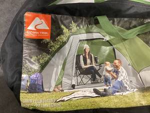 lot 532 image: Ozark Trail, 12 x 8.5 x 72, 6-Person, Clip & Camp Dome Tent, 14.2 lbs