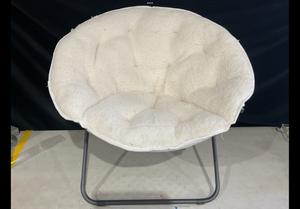 lot 300 image: Mainstays Cozy Saucer Chair, White Sherpa