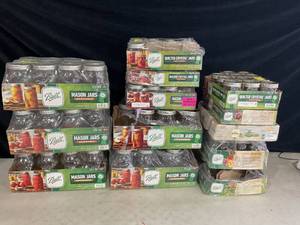 lot 345 image: LOT of Miscellaneous Mason Jars