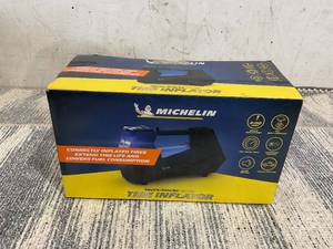lot 120 image: Michelin 4X4 12 Volt Direct Drive Tire Inflator