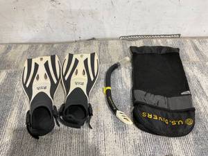 lot 147 image: U.S. Divers Playa Snorkeling Set - Mask, Fins, Snorkel, and Gear Bag Included