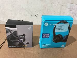 lot 277 image: LOT OF 2 Gaming Headsets
