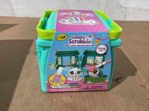 lot 291 image: LOT OF 6 Scribble Scrubbie Pets Scented Spa Playset