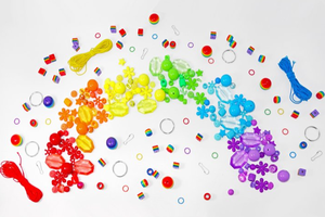 lot 199 image: LOT OF 5 Smarts & Crafts Rainbow Jewelry Studio, 500 Pieces, Multi-Color, Children Ages 6