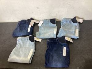 lot 630 image: LOT OF 5 Womens Jeans Size 12